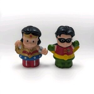 Fisher Price Little People DC Comic Superheroes Robin And Wonder Woman 2012